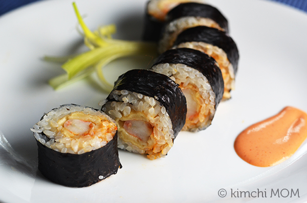 Spicy Shrimp Tempura Rolls | www.kimchimom.com