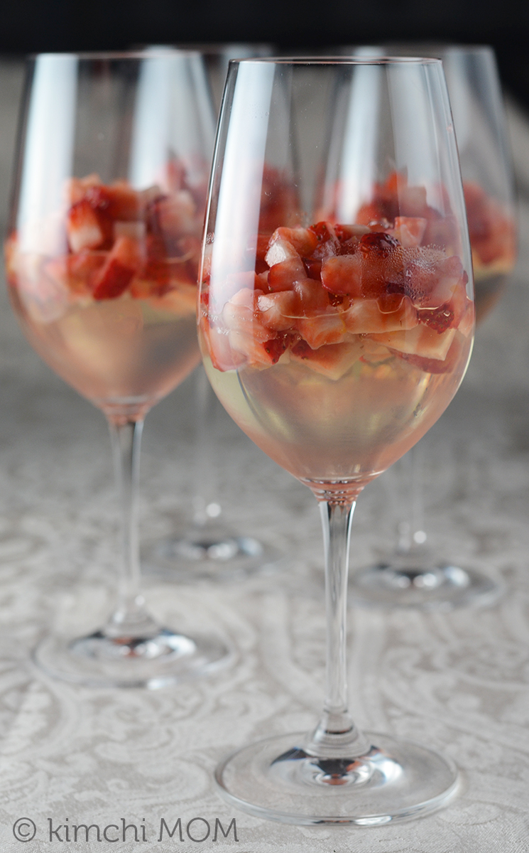 Moscato Gelee with Strawberry Compote | www.kimchimom.com