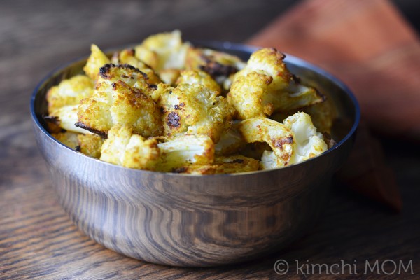 Indian-style Roasted Cauliflower | www.kimchimom.com