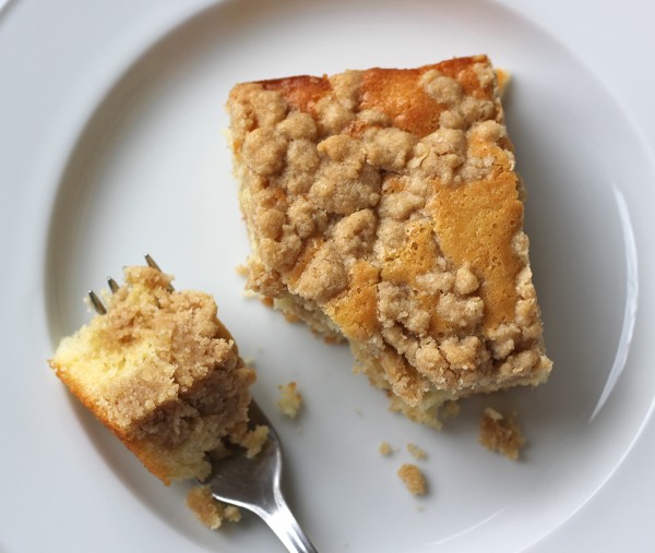 Crumb Coffee Cake #GuestPost | www.kimchimom.com