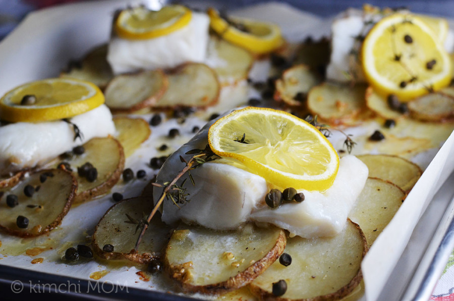 Lemon-herb Sole on Crispy Potato Rafts #WeekdaySupper | www.kimchimom.com
