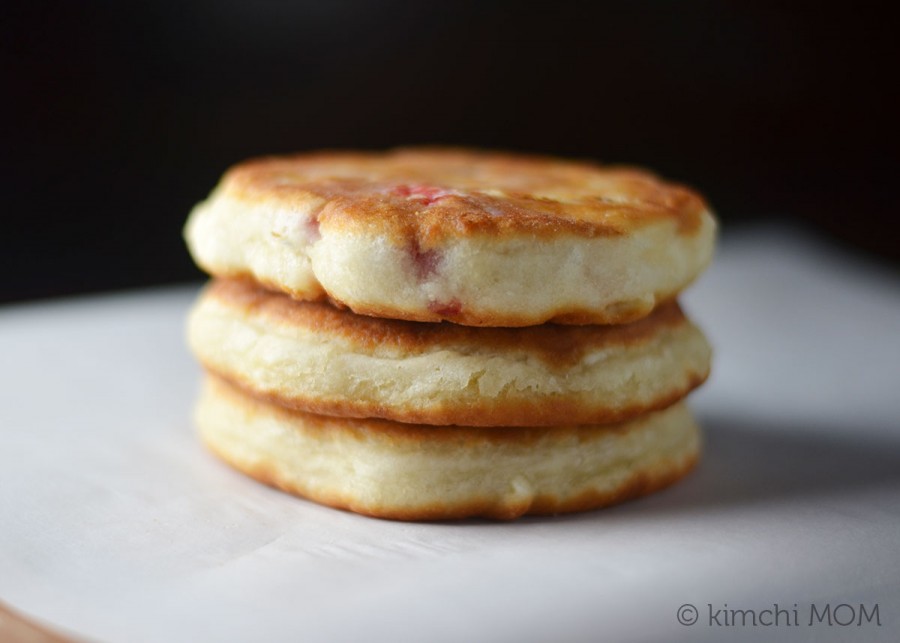 Strawberry Hotteok (Fried Stuffed Pancake) #SundaySupper #FLStrawberry
